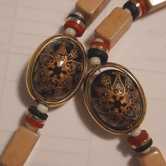 Enamel benders necklace - Picture 2 of 5